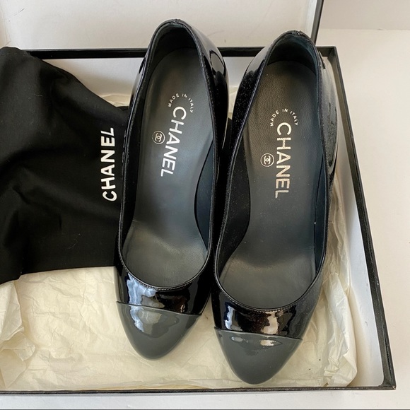 Chanel Black and Grey Patent Platform Cap Toe Pumps - Picture 2 of 12